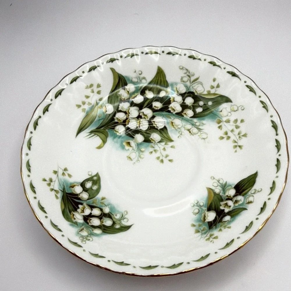 Royal Albert Tea Cup & Saucer Set Lily Of The Valley Flower Series Bone China